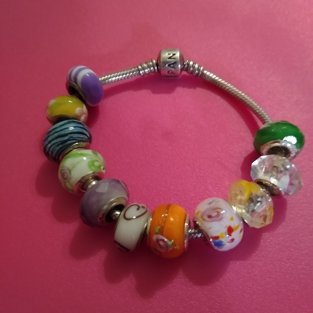 Genuine Pandora bracelet with Pandora like beads
